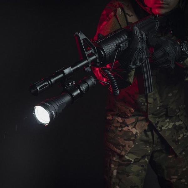 Interrupteur Tactique Magnétique MRS-01 pour Viking, Dobermann, Predator