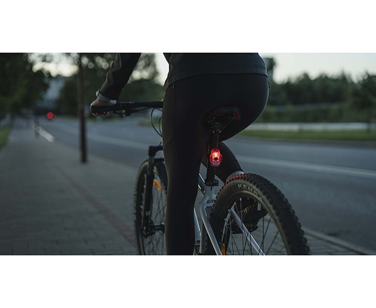 Crystal PRO 3D – 210 Lumens - Lumière Blanche/Rouge/Verte/Bleue - Fonction Feu de Freinage - Accéléromètre